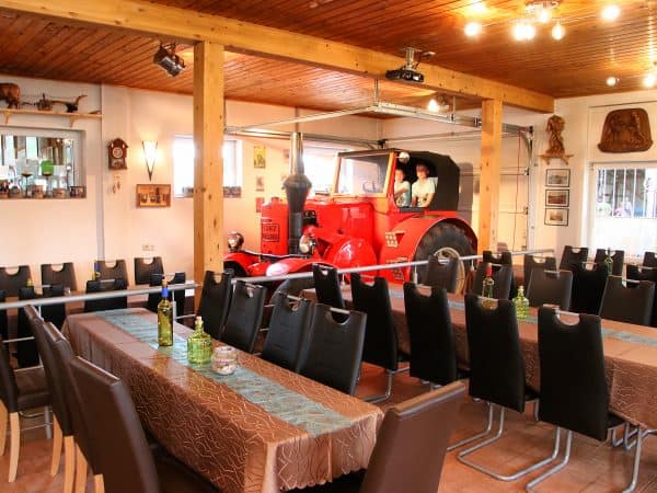 Treckerstube-3b